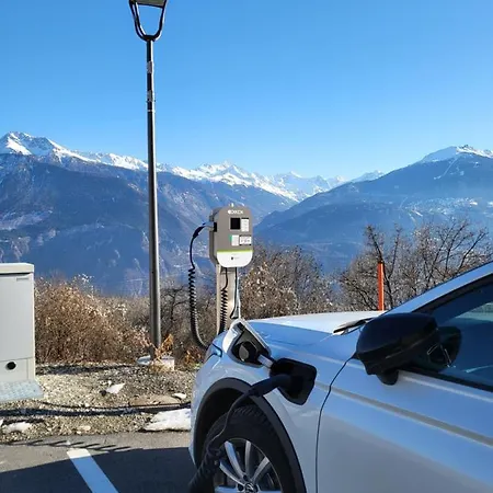 Randogne Avec Grande Terrasse Apartmán